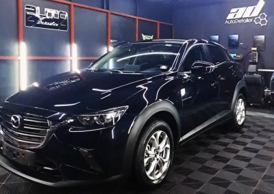 Auto Detailer Studio: Servicio de detailing de vehículos en Cuenca, Ecuador, con instalación de nano grafeno para protección de pintura. Auto Detailing Services in Cuenca Ecuador.